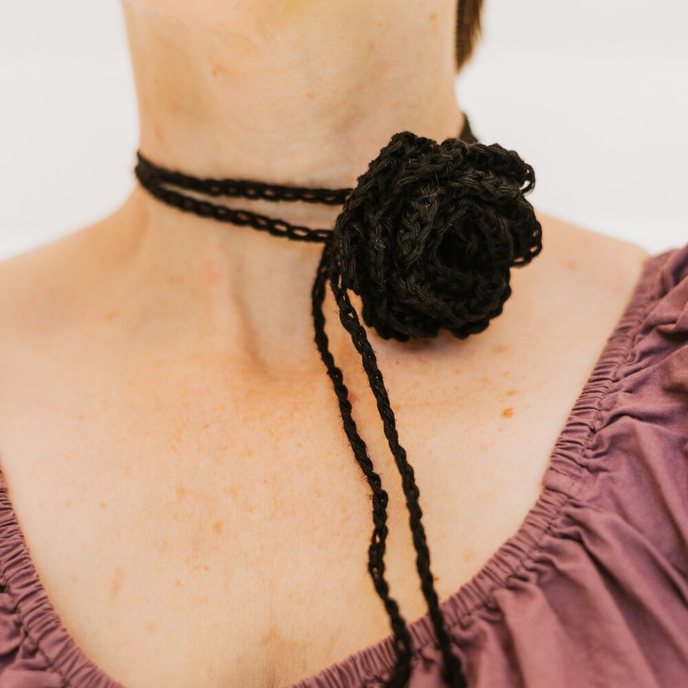 Handmade Crochet Black 100% Linen Rose Choker Necklace